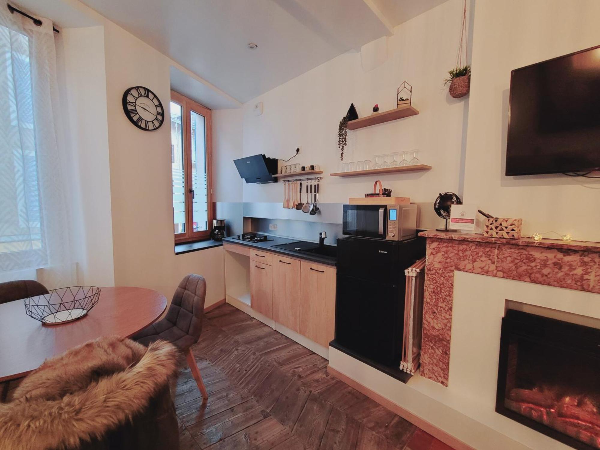 Appartement Au Coeur De Ville Embrun Extérieur photo