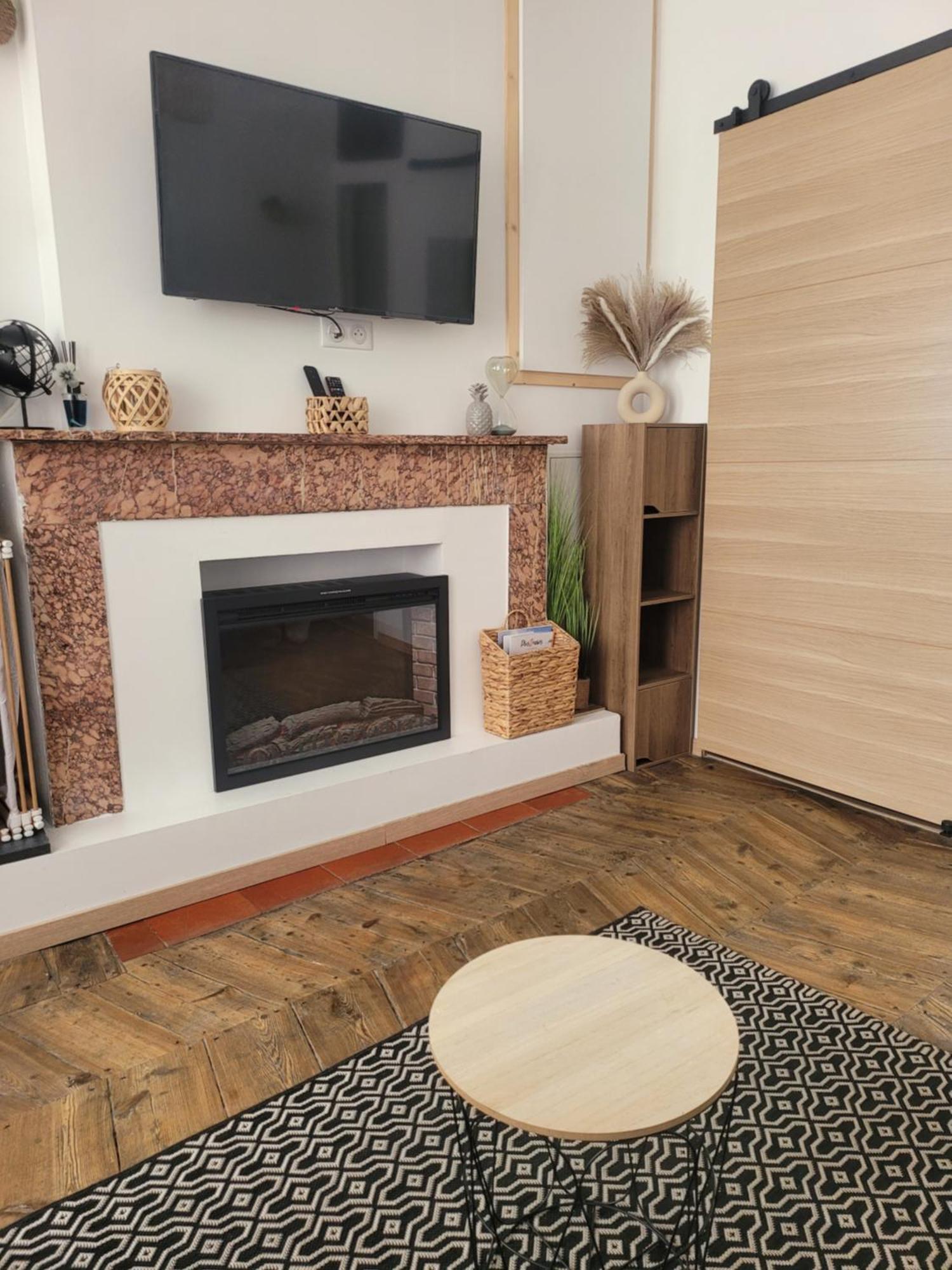 Appartement Au Coeur De Ville Embrun Extérieur photo